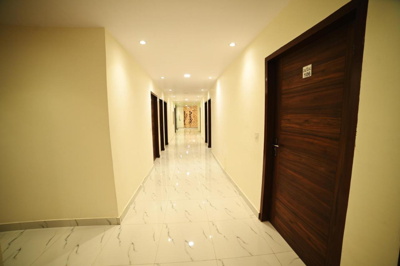 Ovel Hotel Ludhiana Dış mekan fotoğraf